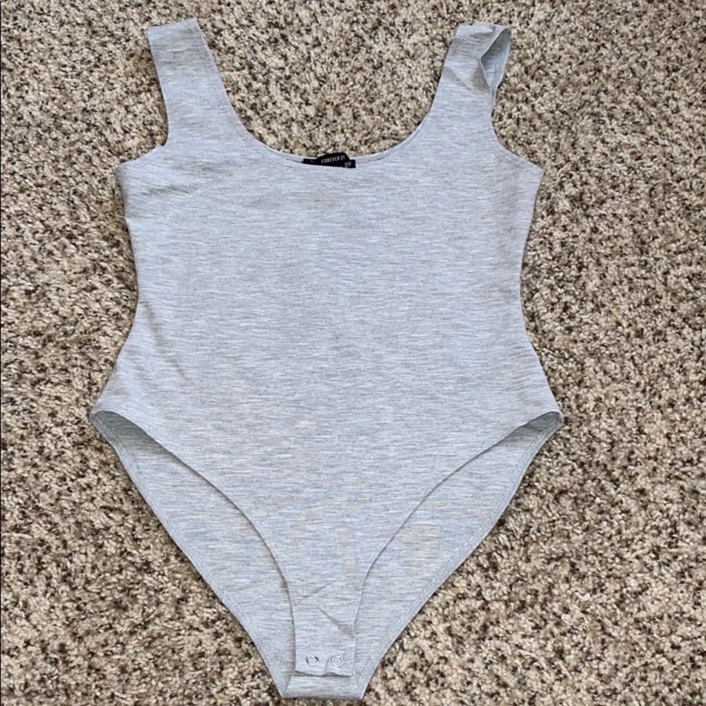 NWOT FOREVER21 bodysuit